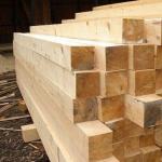 Priprema za postavljanje prve krune drvene kuće - pažljiv proračun i provođenje mjera za hidroizolaciju temelja Kruna drvene kuće